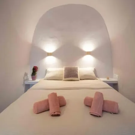 Tatil Evi Bird Nest-santorini Cave Fira (Santorini)