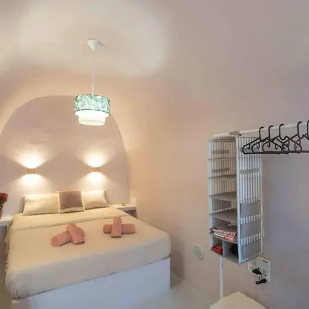 Bird Nest-santorini Cave Tatil Evi Fira (Santorini)