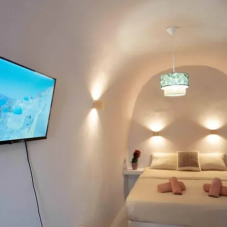 Bird Nest-santorini Cave Tatil Evi