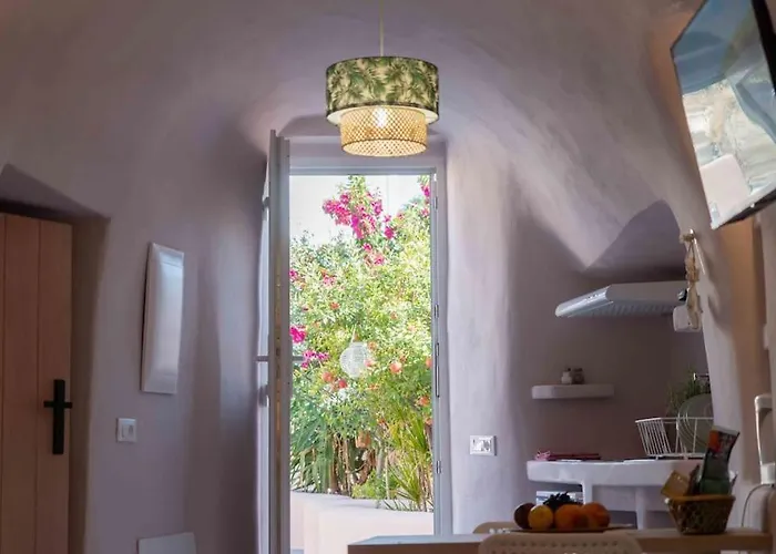 Bird Nest-santorini Cave بيت للعطل ثيرا