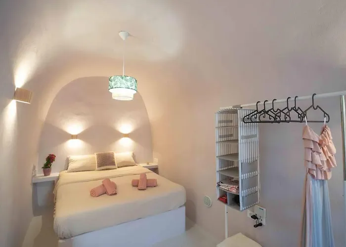 Bird Nest-santorini Cave Tatil Evi Fira (Santorini)